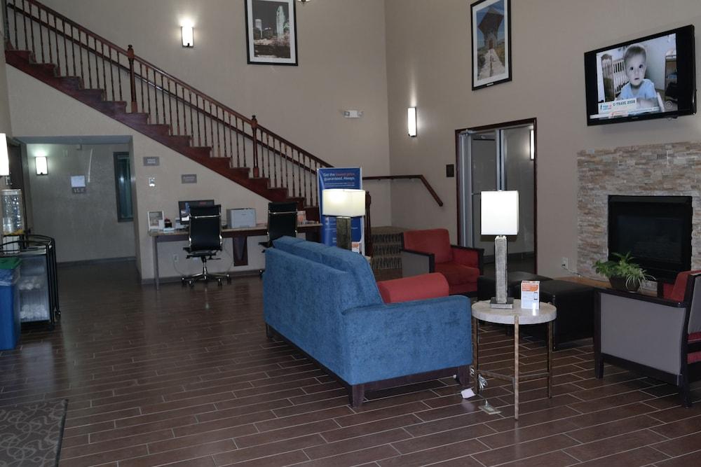 Comfort Suites Omaha Northwest מראה חיצוני תמונה